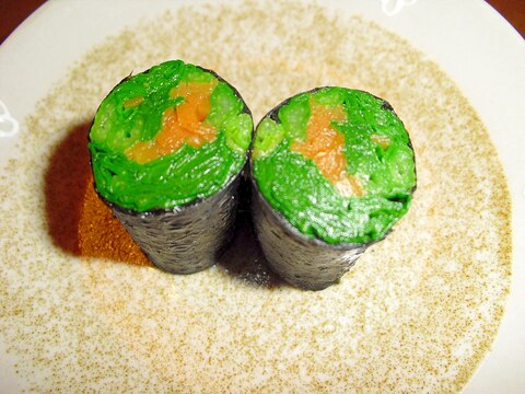 お弁当の隙間に♪我が家の“ほうれん草の海苔巻き”